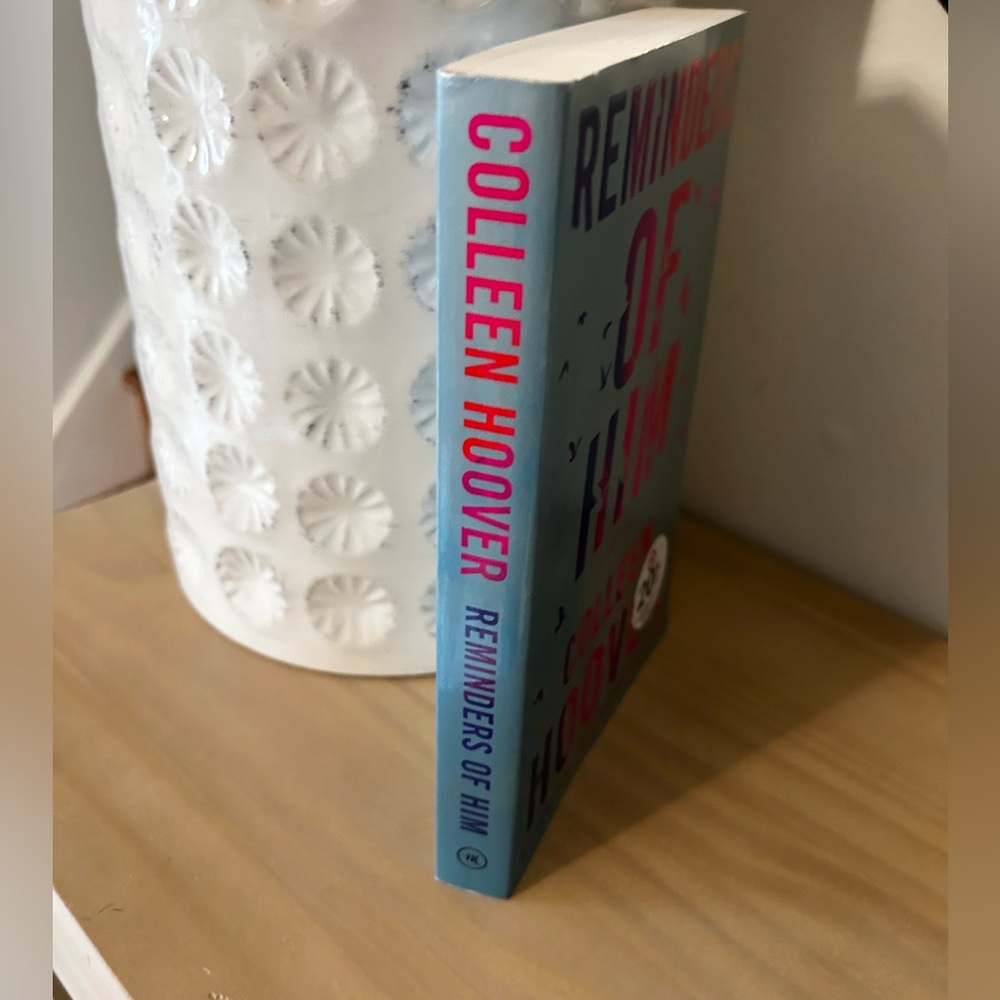 Reminders of Him by Colleen Hoover Paperback Novel Book - Picture 3 of 4